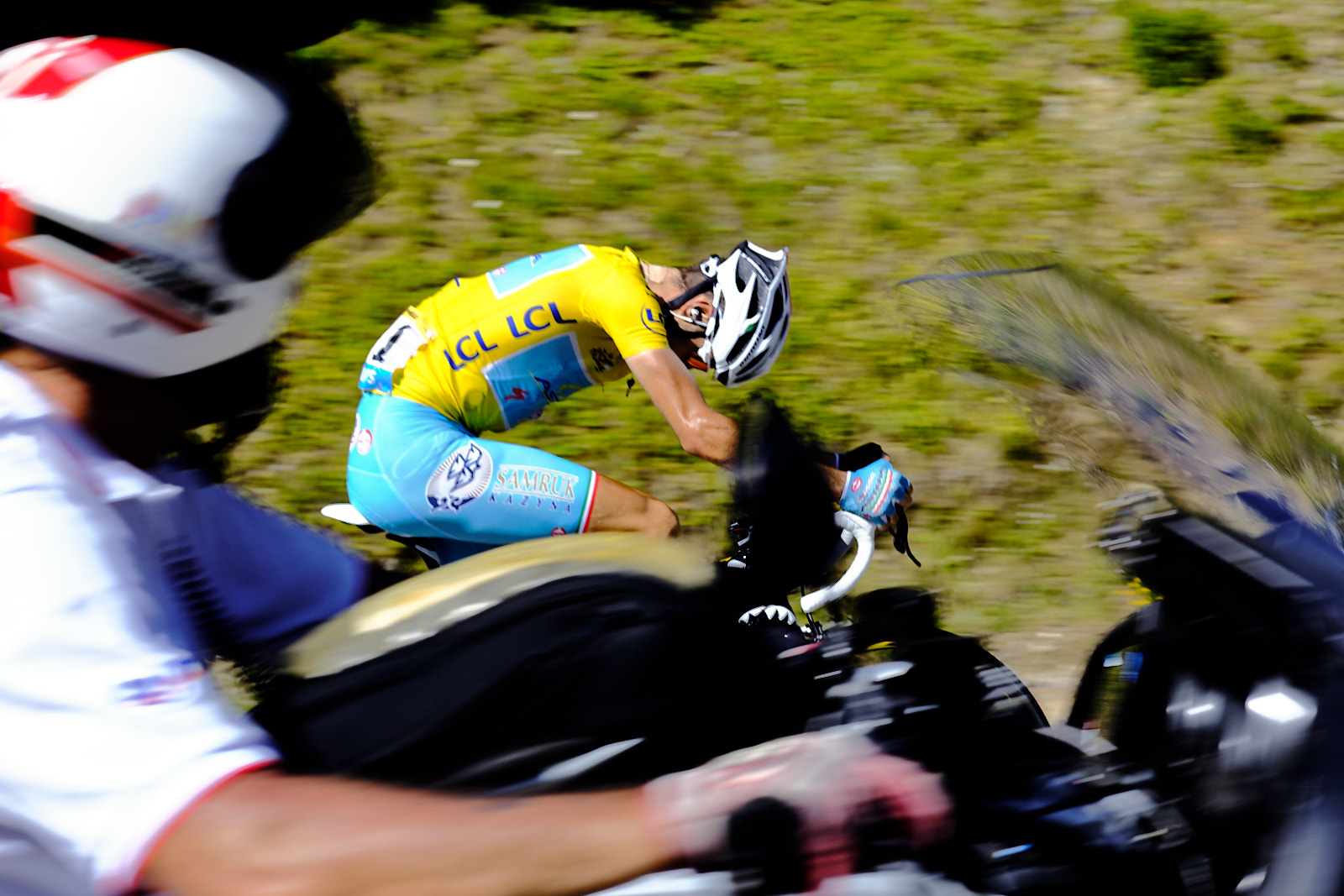 Vedere il Tour de France e il Giro d'Italia a bordo strada: la guida per organizzarti
